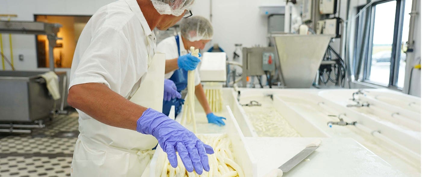 cutting string cheese