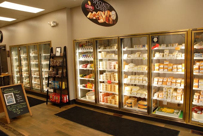 Inside Ron's Wisconsin Cheese